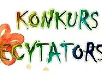 W naszym przedszkolu odbył się XX jubileuszowy konkurs recytatorski, w którym udział wzięły dzieci z miejskich i gminnych przedszkoli. Mali artyści z dużym zaangażowaniem zaprezentowali przygotowane wiersze, wykazując się odwagą, dobrą pamięcią oraz piękną interpretacją tekstów. Występy dzieci oceniało jury, które zwracało uwagę na wiele aspektów. Poziom konkursu był bardzo wysoki, dlatego wybór laureatów nie należał do łatwych. Dodatkową atrakcją wydarzenia było przedstawienie pt. „Czerwony Kapturek” przygotowane i zaprezentowane przez nauczycielki, które dostarczyło dzieciom oraz zaproszonym gościom wiele radości i uśmiechu, a także gość specjalny nasz absolwent Karol. Wszystkim uczestnikom serdecznie gratulujemy wspaniałych występów. Każde dziecko otrzymało pamiątkowy dyplom oraz drobny upominek. Konkurs był doskonałą okazją do rozwijania talentów, budowania pewności siebie oraz promowania piękna poezji wśród najmłodszych! 💛🧡🩷❤️